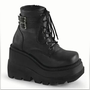Demonia Shaker 52 Wedge Platform Goth Boots Black Size 7